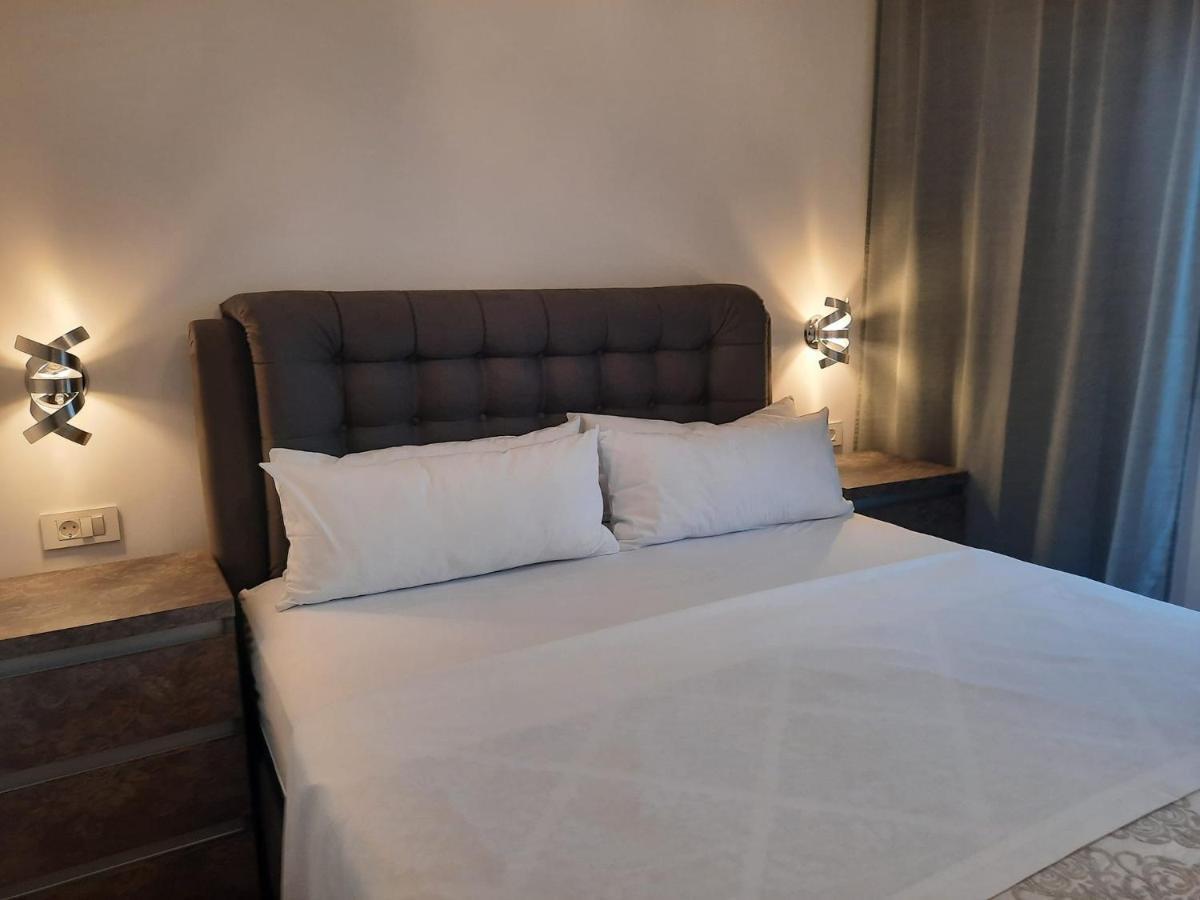 Apartment Anny De Luxe With Sea View Makarska Exterior foto