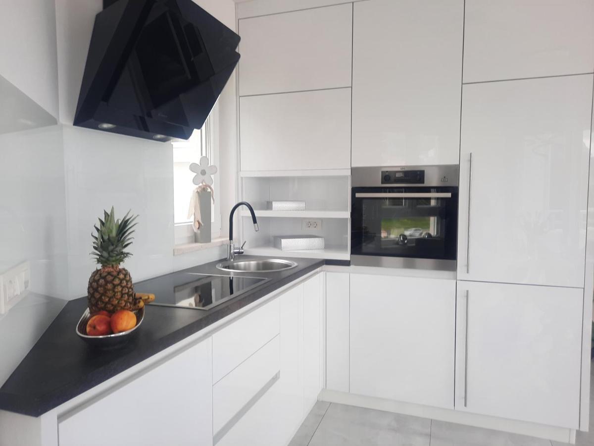 Apartment Anny De Luxe With Sea View Makarska Exterior foto