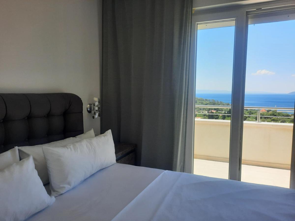 Apartment Anny De Luxe With Sea View Makarska Exterior foto