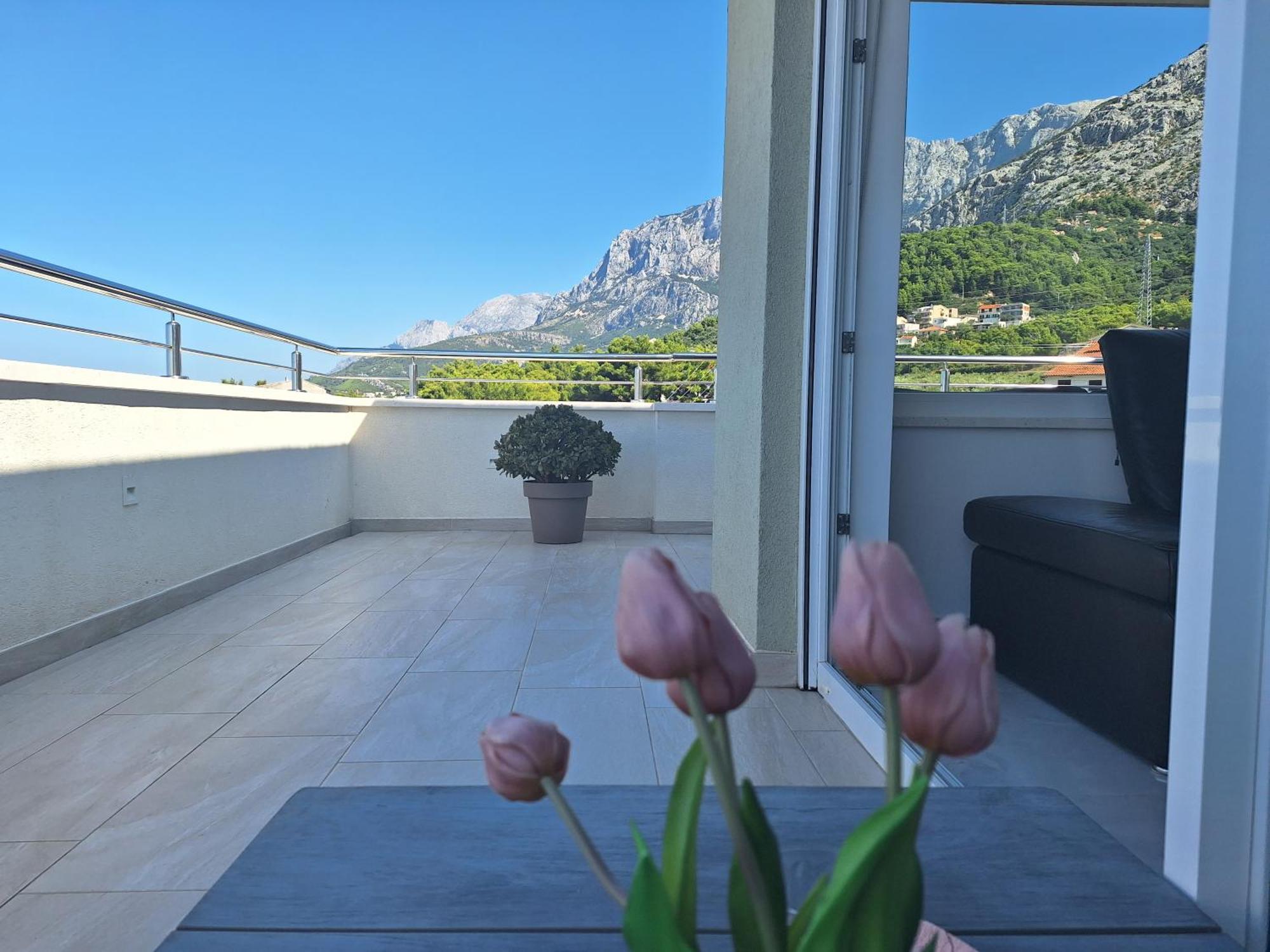 Apartment Anny De Luxe With Sea View Makarska Exterior foto